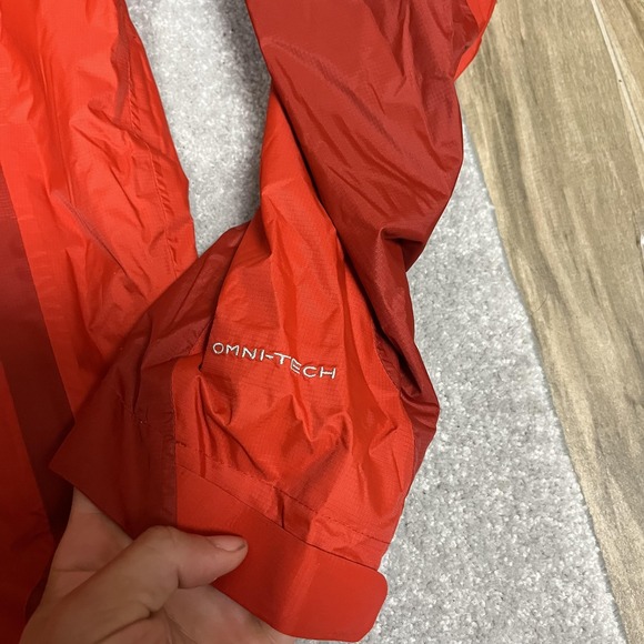 Columbia Jacket Mens Large Red Titanium Omni-Tech Hooded Waterproof Rain Shell - Picture 3 of 6